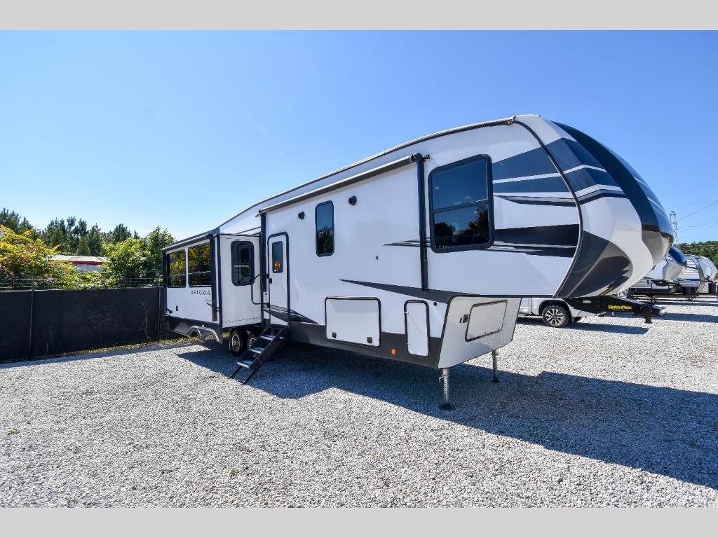 Dutchmen Astoria Fifth Wheel Review 4